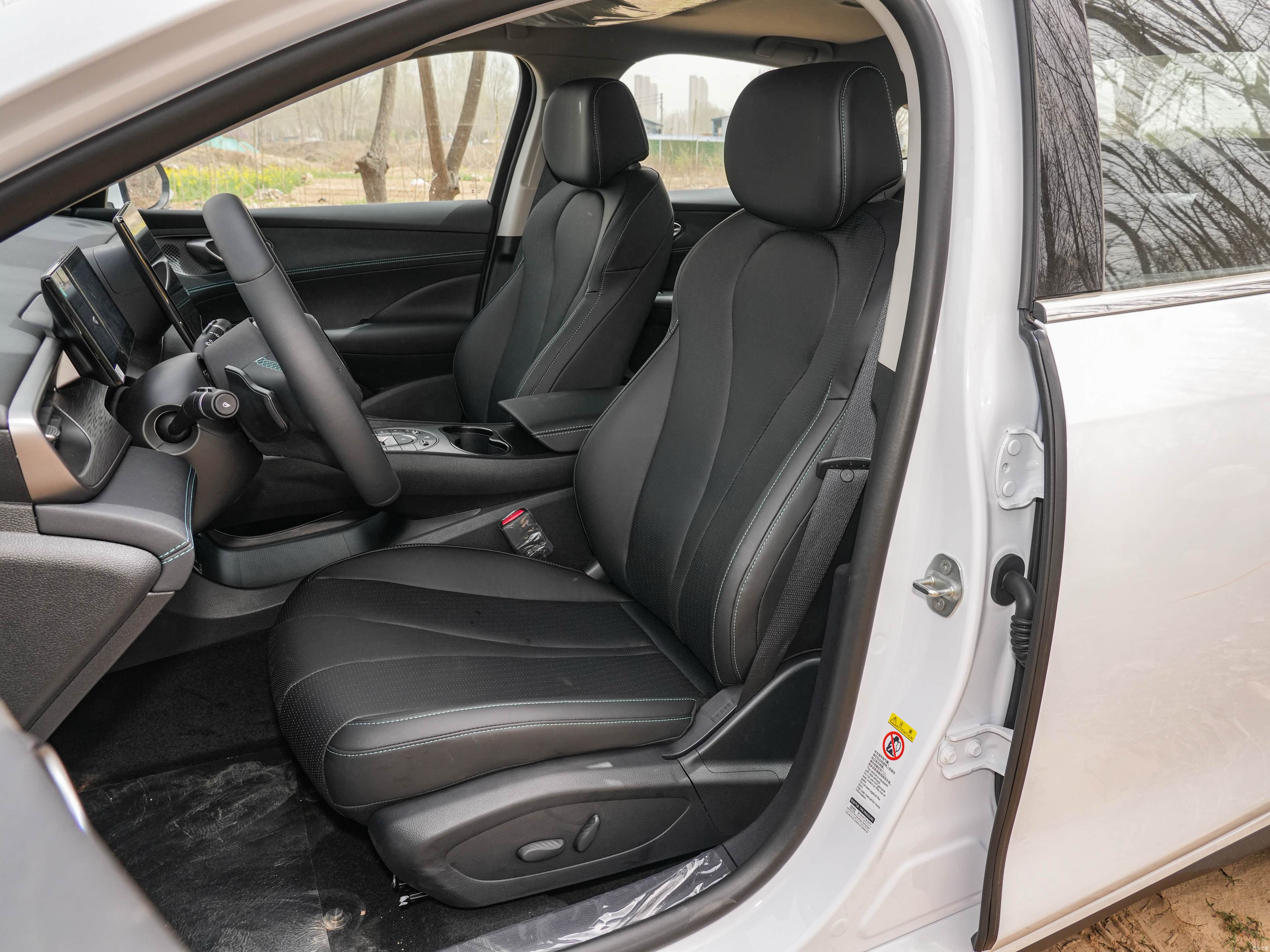 byd-seal-05-black2